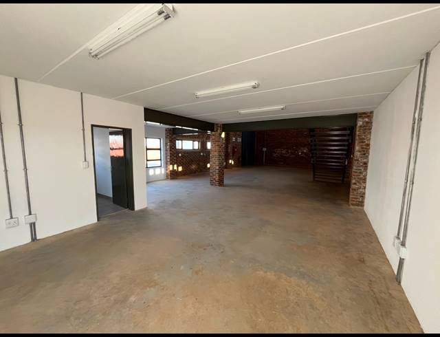 226M² WAREHOUSE TO LET IN DALPARK